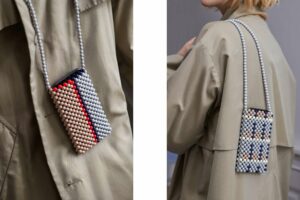 Perla phone holder