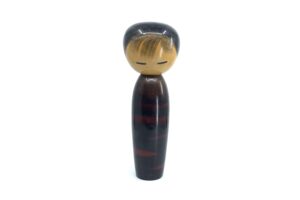 Vintage sosaku Kokeshi di Watanabe Masao